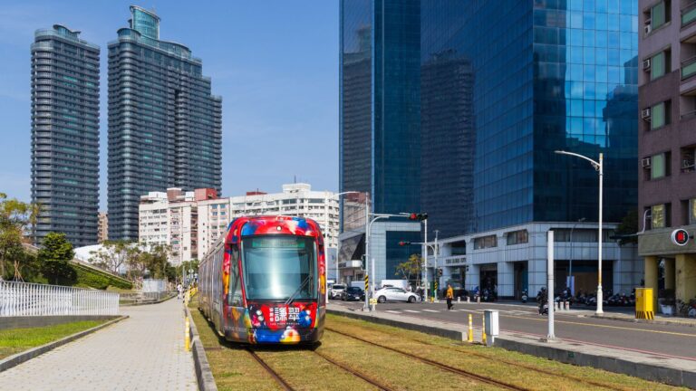 In Kaohsiung, Asia-Pacific cities exchange on smart, sustainable mobility